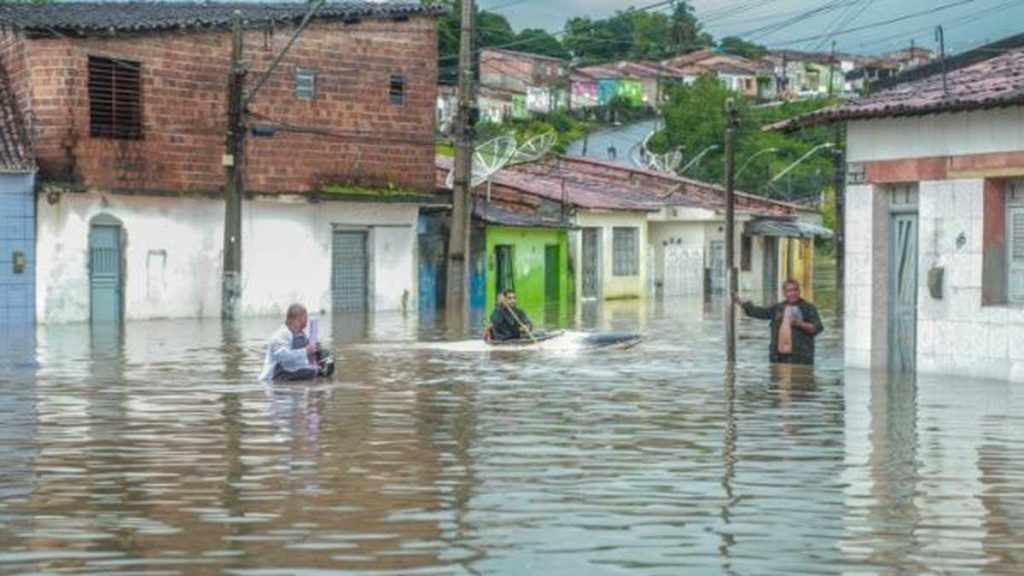 Oposición liderada por Guaidó se solidariza con afectados por lluvias en Brasil