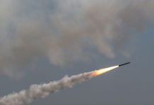 Corea del Norte lanza tres misiles aparentemente balísticos al mar de Japón