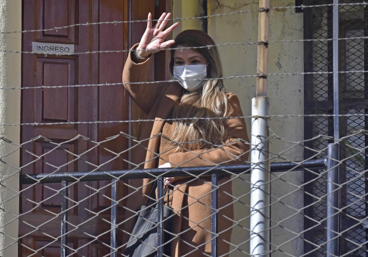 Fernández rechaza interceder ante Bolivia para que Áñez se asile en Brasil