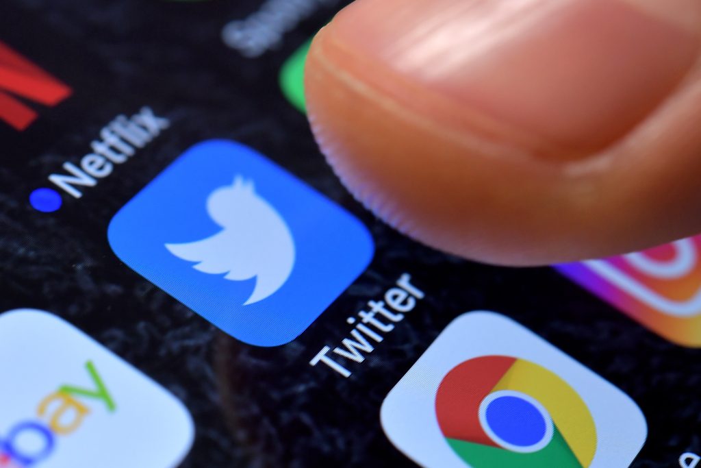 Senadores de EE.UU. exigen información a Twitter tras revelaciones de seguridad