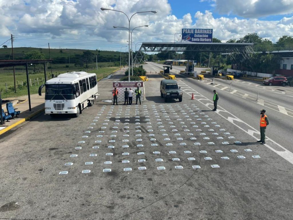 Efectivos militares incautaron 222 kilos de cocaína en Barinas