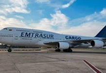 Cancillería presiona por la devolución del avión retenido en Argentina