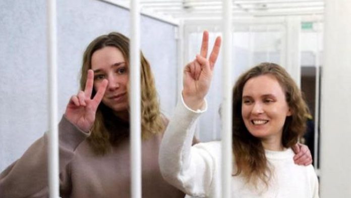 La justicia bielorrusa prolongó por ocho años más la condena de cárcel de la periodista Katerina Andréeva. Foto: Cortesía