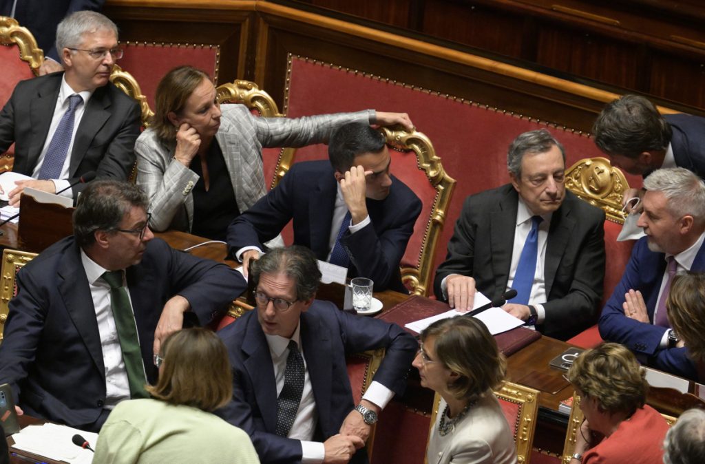 Draghi no presentará hoy su dimisión