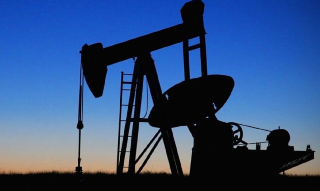 Petróleo de Texas baja