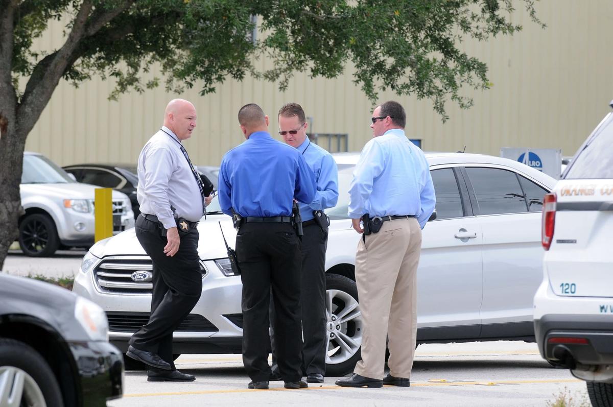 Investigan misteriosa muerte de una familia en la ciudad de Orlando en Florida