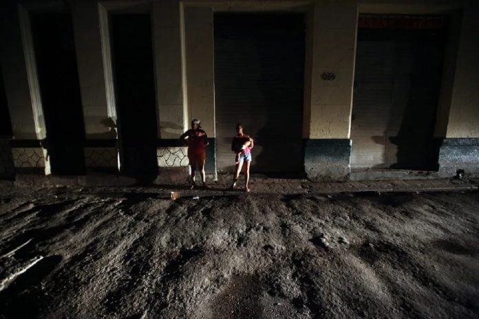 Huracán Ian derrumbó totalmente 38 casas en La Habana y dañó más de mil