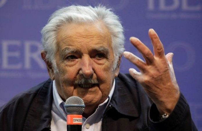 Expresidente Mujica irá a Chile