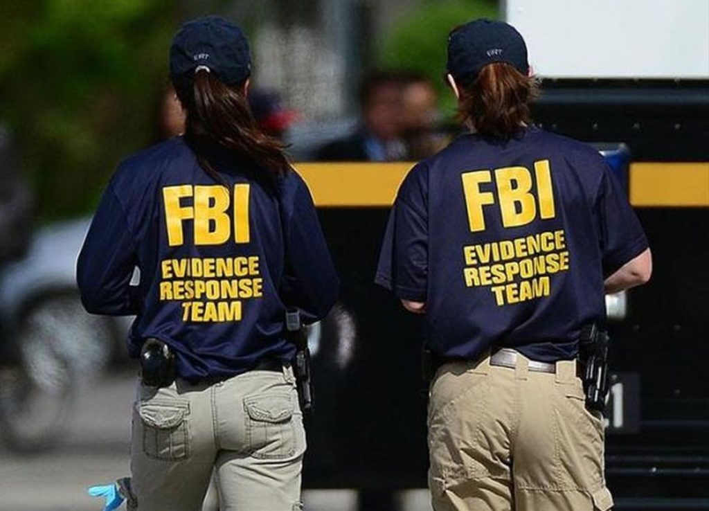 FBI acusa a un hombre por amenazar de muerte a funcionarios judíos en EE.UU.