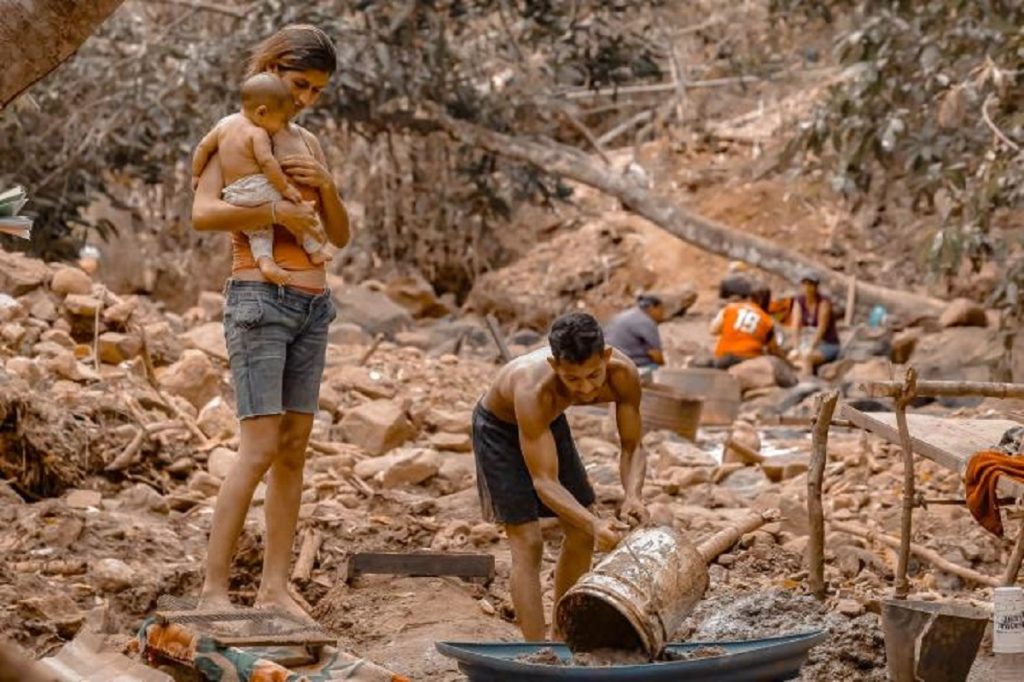 Fundaredes denuncia explotación infantil en el Arco Minero del Orinoco