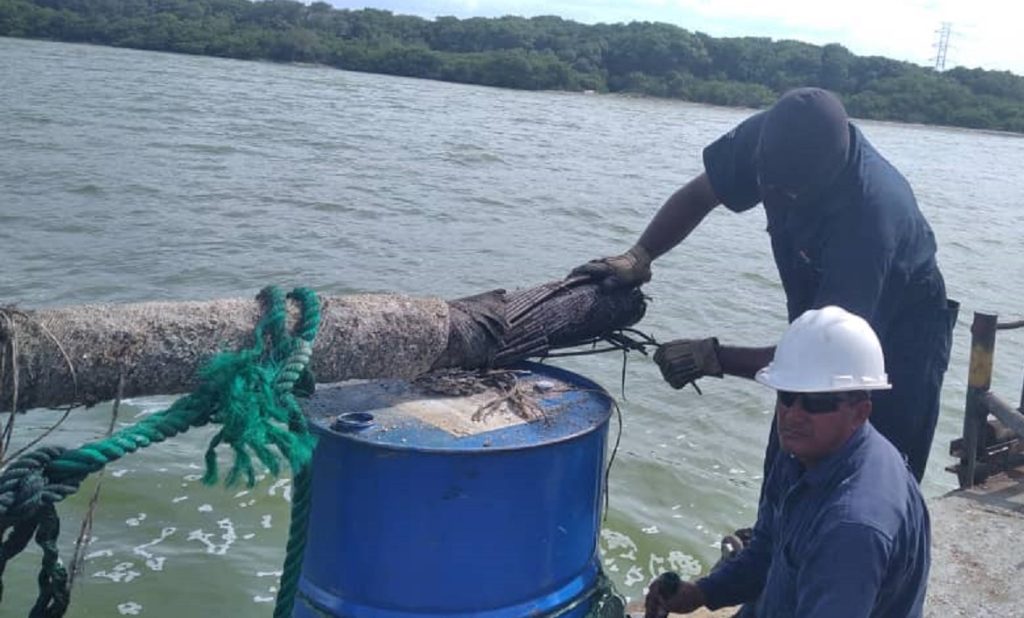 Daño en cable sublacustre produjo falla eléctrica en Zulia