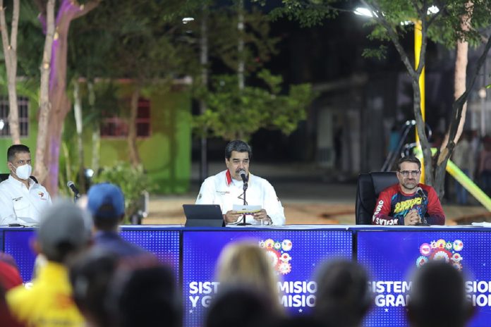 Maduro: Venezuela acepta ser garante de los acuerdos de paz en Colombia