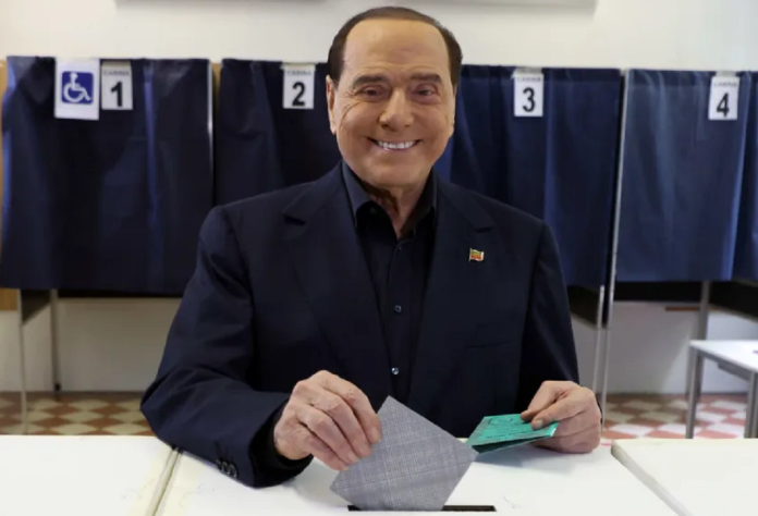 Berlusconi en el fin de campaña