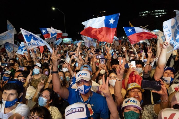 Derecha chilena no irá a reunión constituyente tras criticar al Ejecutivo