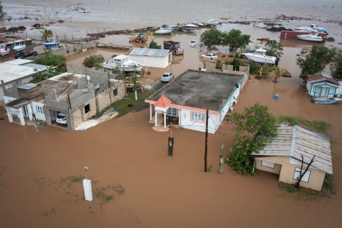 Puerto Rico quedó sin luz ni agua y con áreas devastadas tras el huracán Fiona