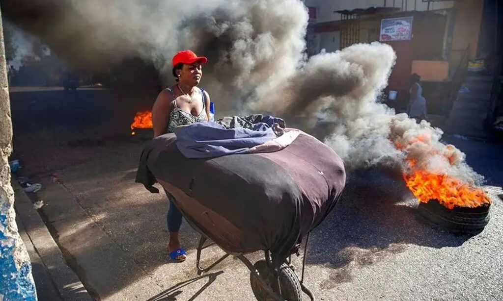 Haití, paralizado por huelga del transporte y escenario de masivas protestas