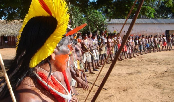 Asesinado a tiros líder indígena en Brasil