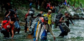 Venezolanos continúan entre los migrantes que más han cruzado el Darién en 2023