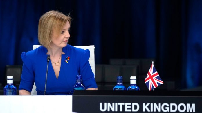 Reino Unido pide una reunión urgente de la OTAN para abordar Ucrania