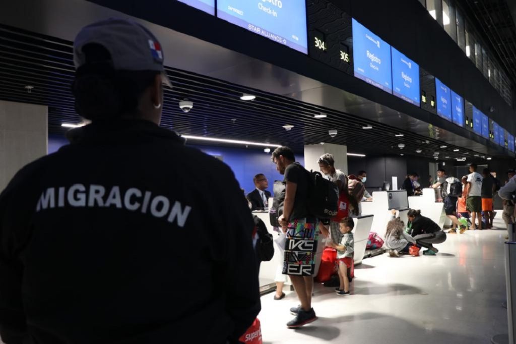 EE.UU. felicita a los países latinoamericanos por sus esfuerzos para contener la migración