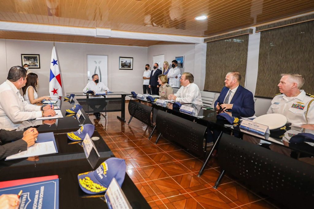 Panamá y EE.UU. hablaron sobre migración irregular venezolana este lunes
