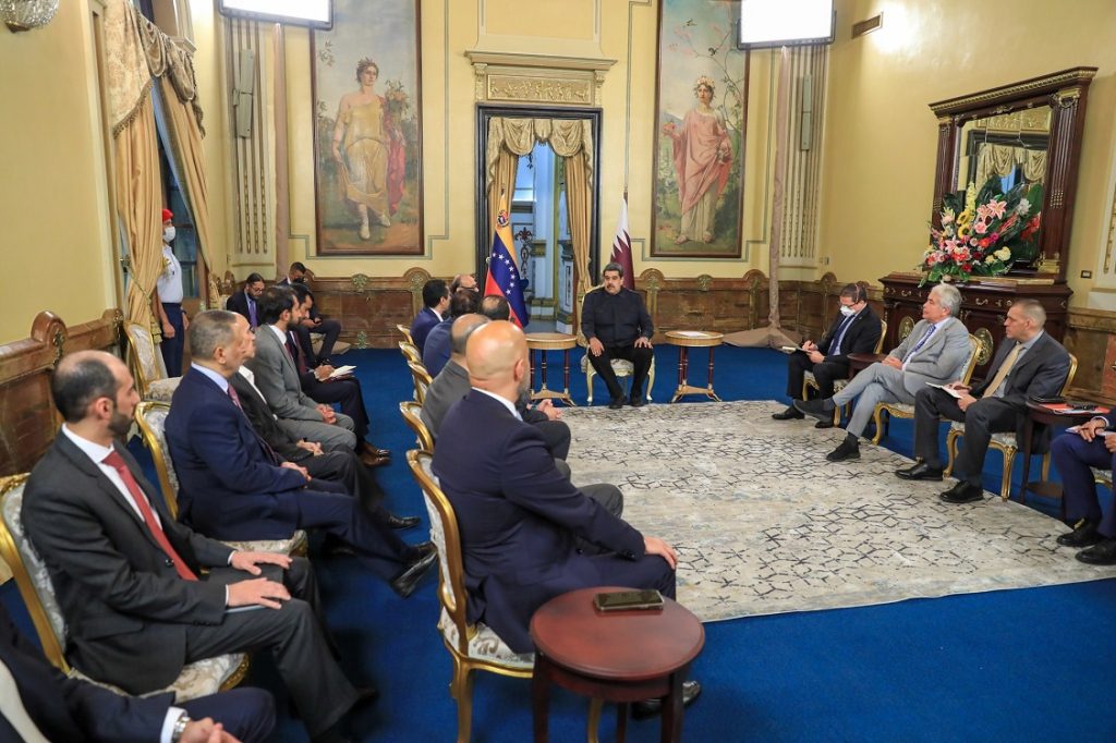 Maduro recibió comisión de inversionistas de Qatar para evaluar cooperación
