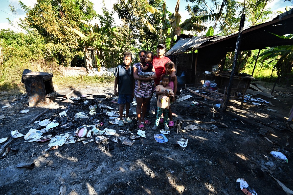 Familia de Carlos Arvelo perdió casa y enseres tras incendio causado por un corto circuito