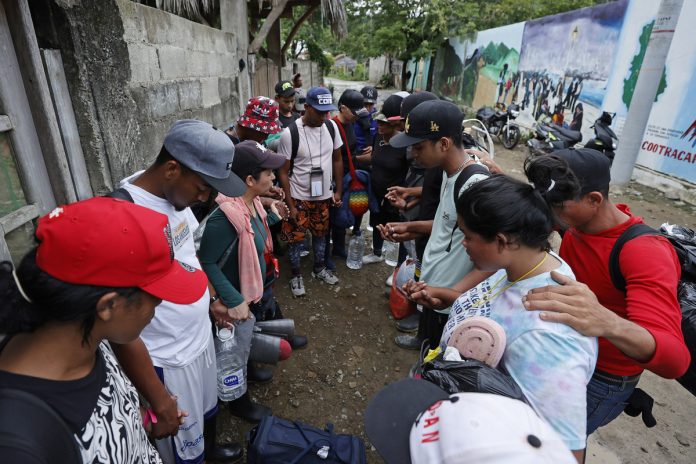 Guatemala detiene a 350 migrantes
