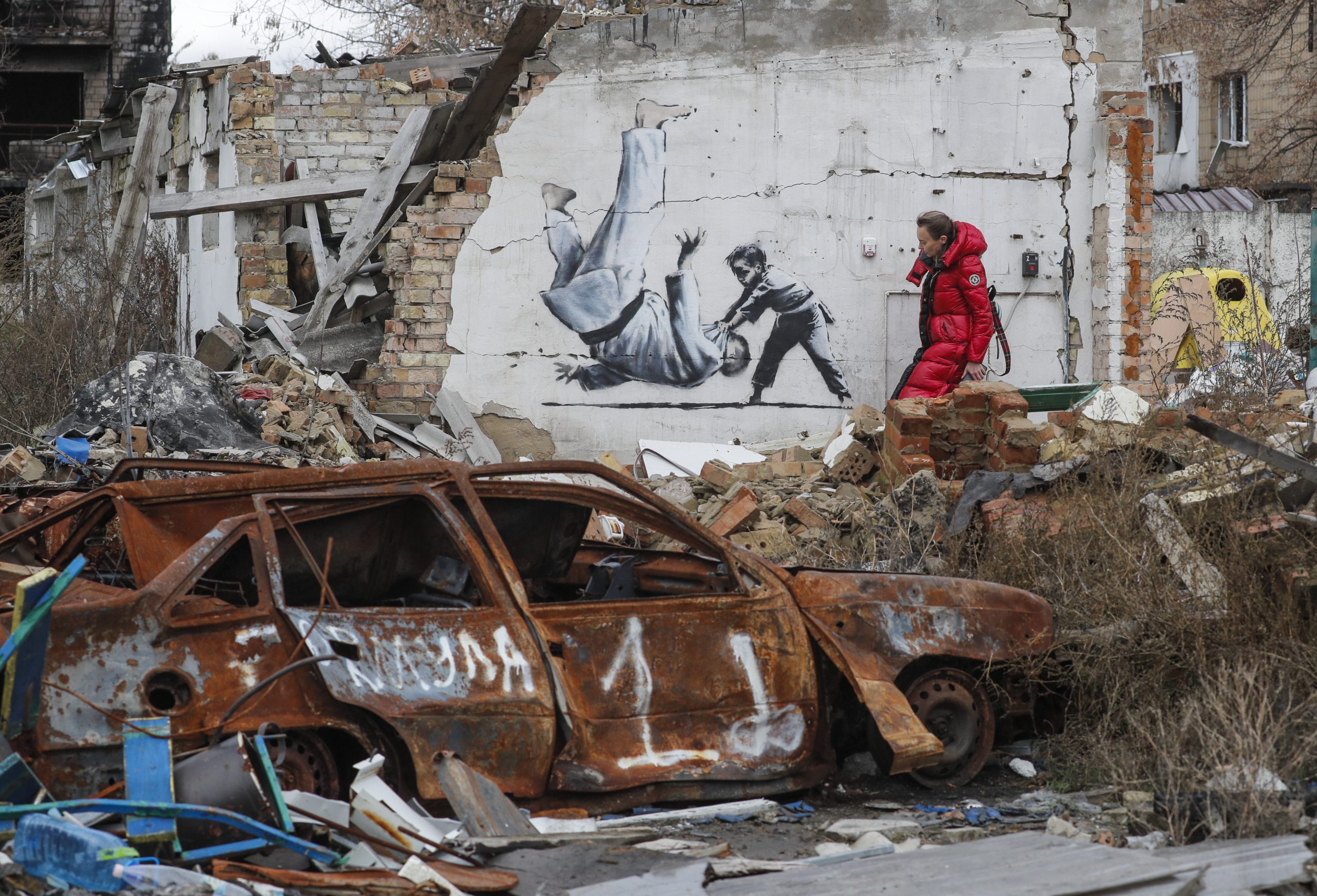 Banksy pinta siete murales en Ucrania - El Carabobeño