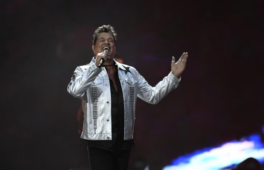 Carlos Vives asume la dirección creativa de serie de NFT sobre Latin Grammy