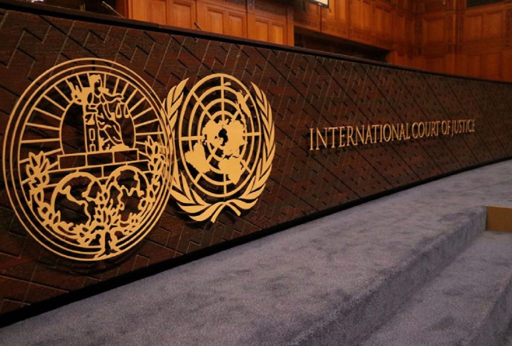 Caleca: "Desconocer a la CIJ sería la jugada de Maduro para salirse del sistema jurídico internacional"