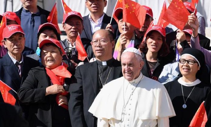 Vaticano lamenta el incumplimiento de China