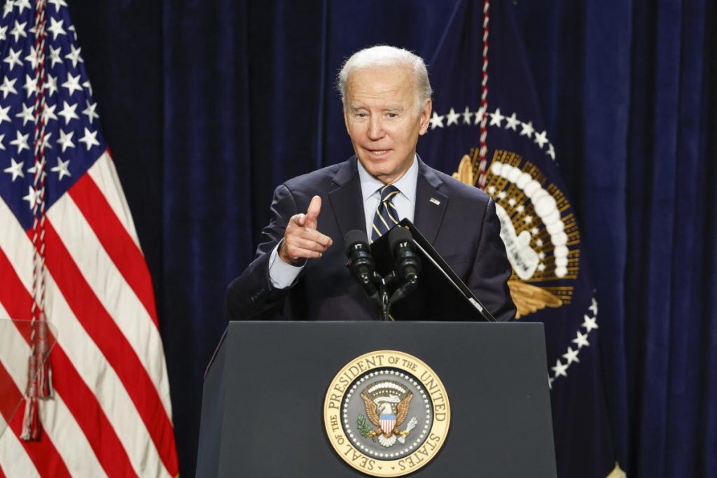 Biden dice estar dispuesto a trabajar con los republicanos en la Cámara Baja