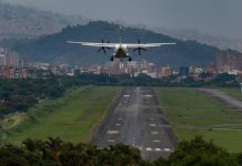 Investigan a autoridad de la aviación colombiana