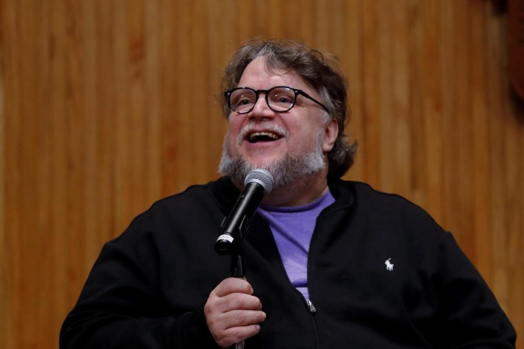 Sociedad de Compositores y Letristas nomina a Del Toro, Swift y Rihanna