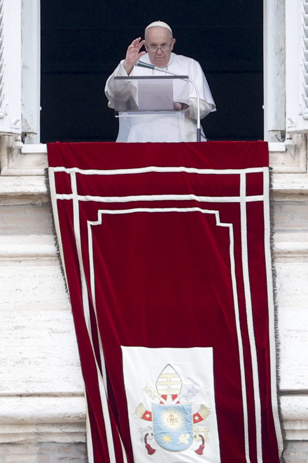 Vaticano pide camisetas térmicas