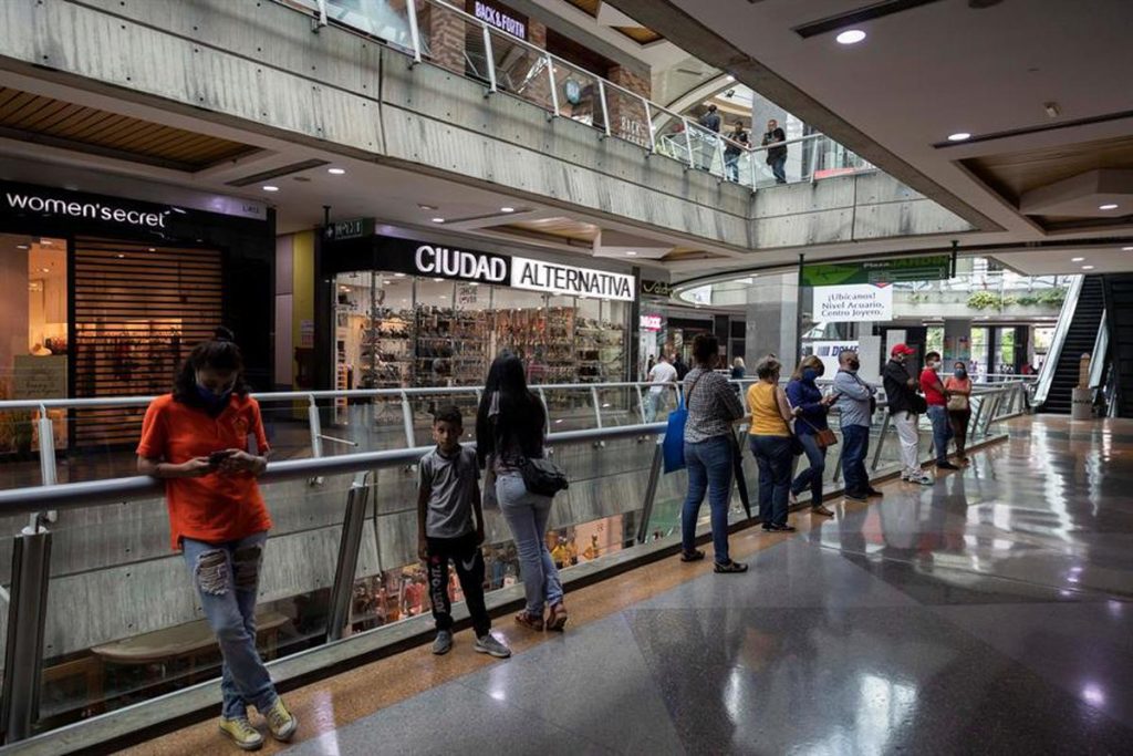 Oficialismo asegura que el sector comercio creció 4% en 2023