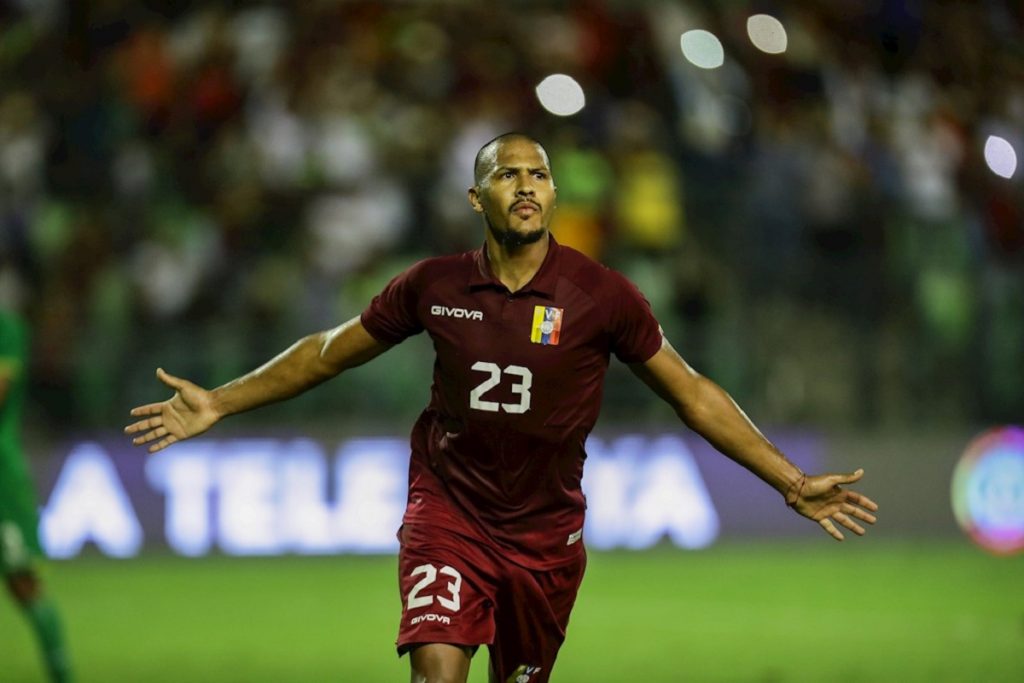 El venezolano Salomón Rondón