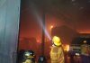Incendio consumió materiales depositados en galpones al sur de Valencia