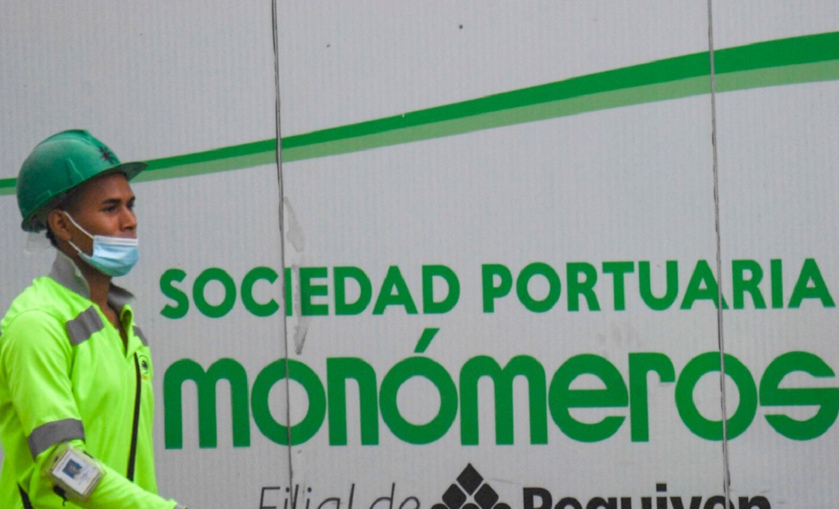 Opositores rechazan la decisión de privatizar Monómeros