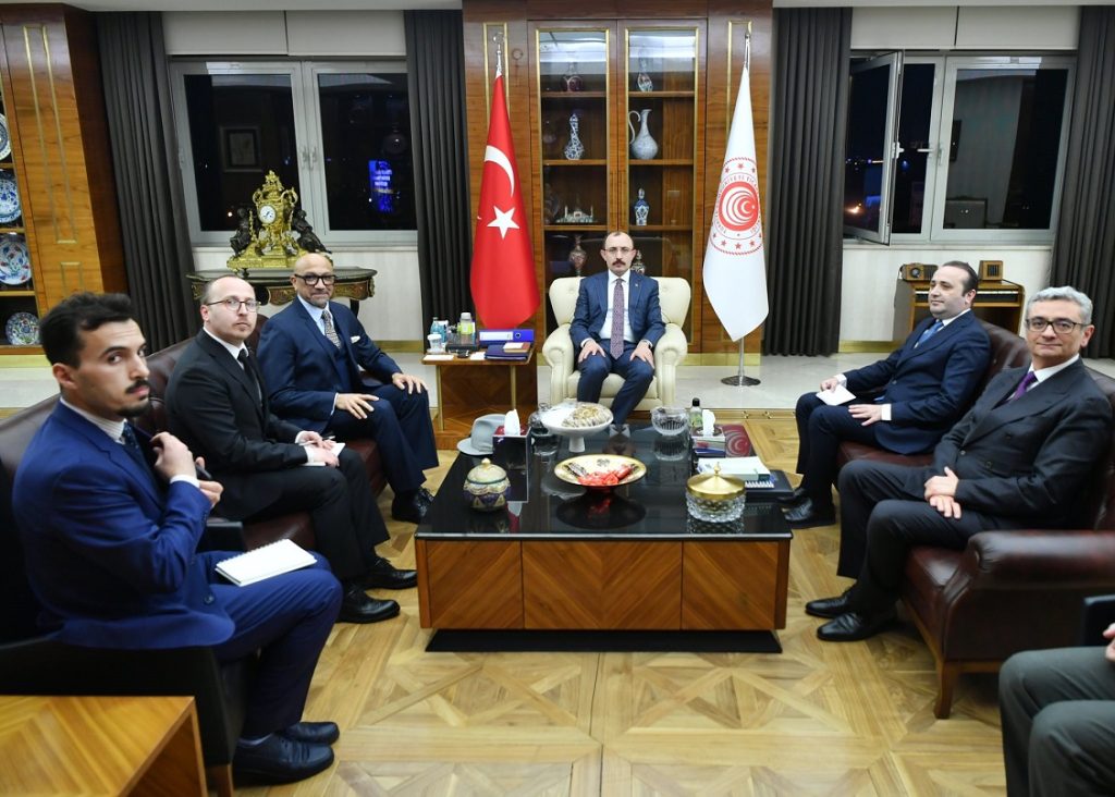 Venezuela recibirá empresarios de Turquía para explorar opciones de negocios