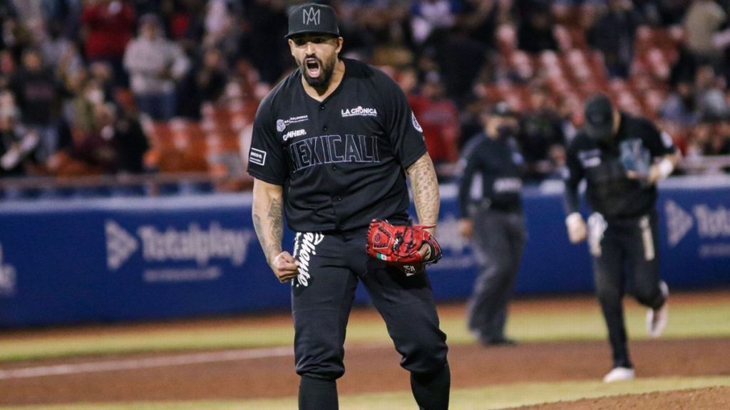 Magallanes contrató a dos lanzadores