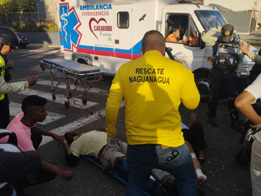 Derrape de moto en Mañongo dejó dos heridos la tarde de este martes