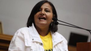 Exdiputada Dinorah Figuera dice desconocer el estatus de los activos manejados por Juan Guaidó