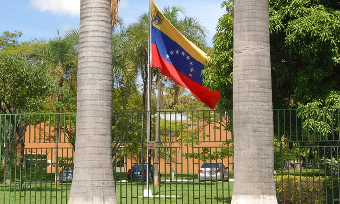 Brasil concede credenciales a embajador venezolano en retoma de relaciones