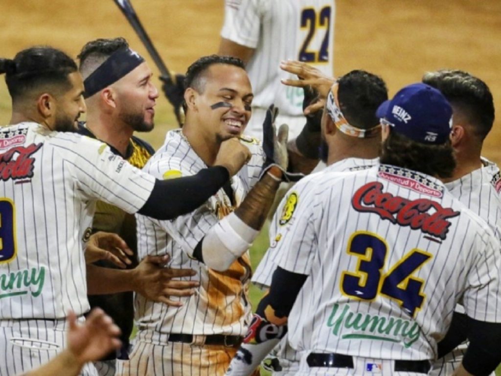 Leones del Caracas se llevó el primero pero no sin pasar apuros