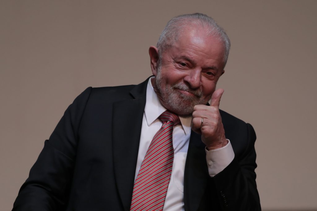 Lula recuerda el ataque golpista