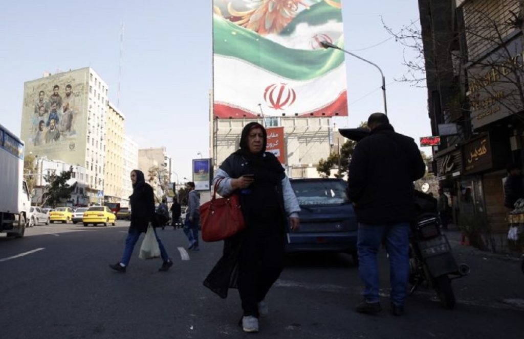 talibanes toman el control de la embajada afgana