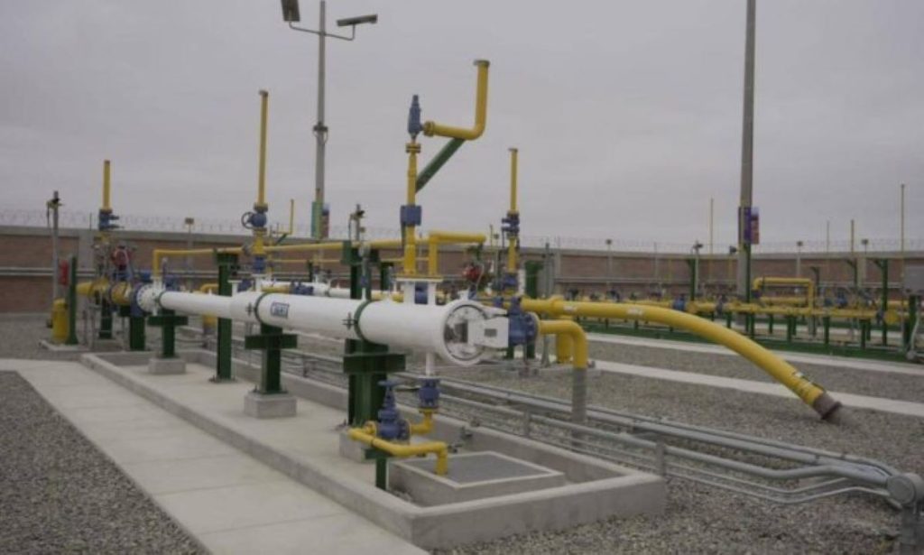 Maduro invita a empresarios europeos a invertir en gas