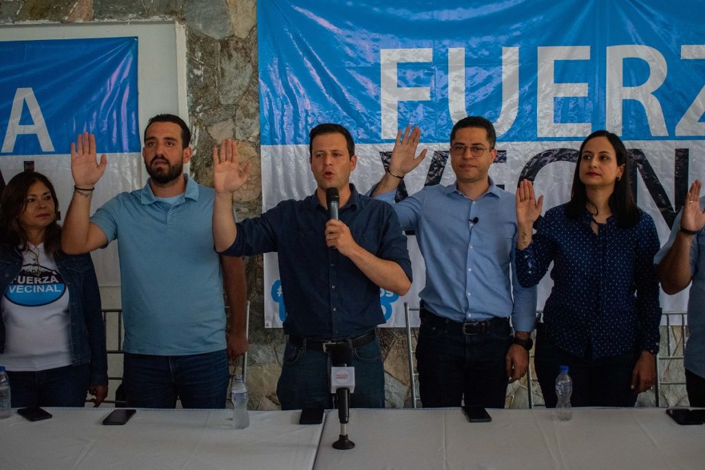 Alcalde León Jurado se incorpora a las filas políticas de Fuerza Vecinal